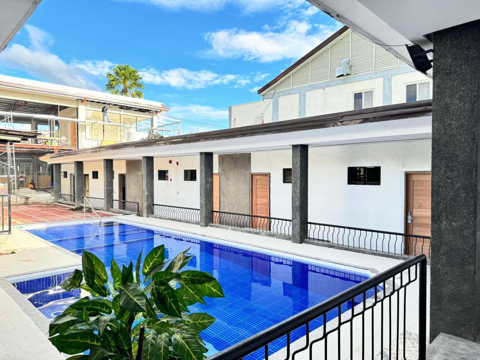 Bavarian Guest House Angeles Exterior photo