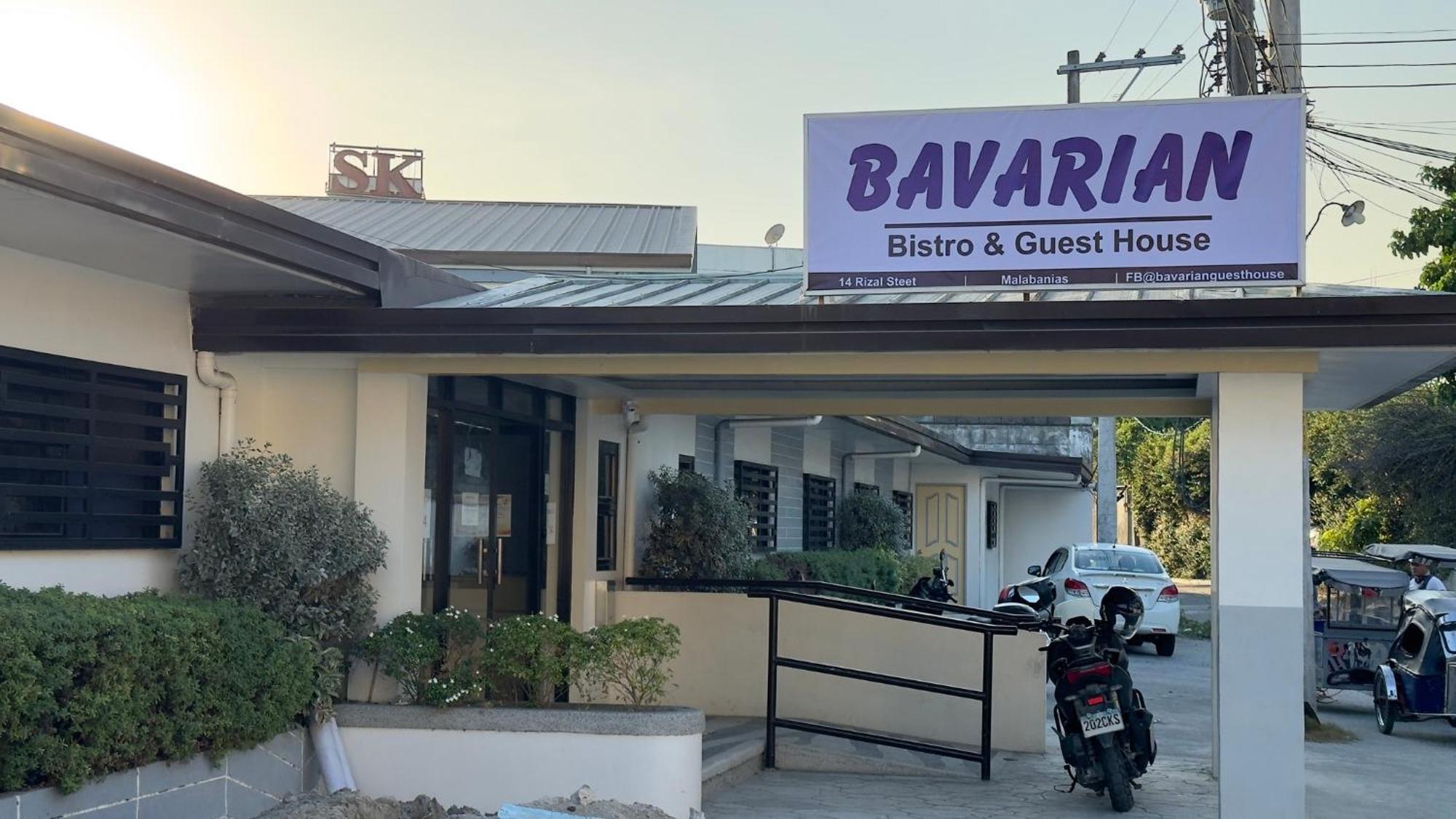 Bavarian Guest House Angeles Exterior photo